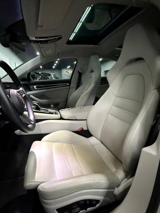 PORSCHE PANAMERA 2.9 V6 E-HYBRID 4 PLATINUM EDITION PDK PORSCHE PANAMERA 2.9 V6 E-HYBRID 4 PLATINUM EDITION PDK